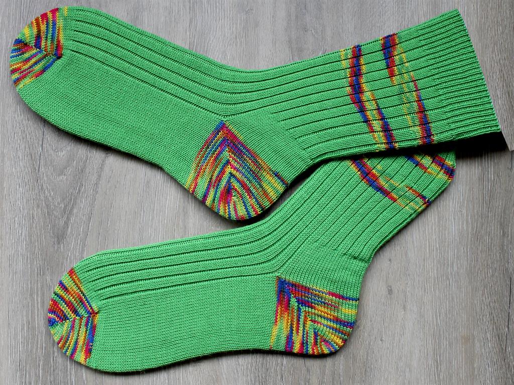 overspringen bellen Analist Hele groene wollen sokken maat 45-46 - Handgebreide sokken